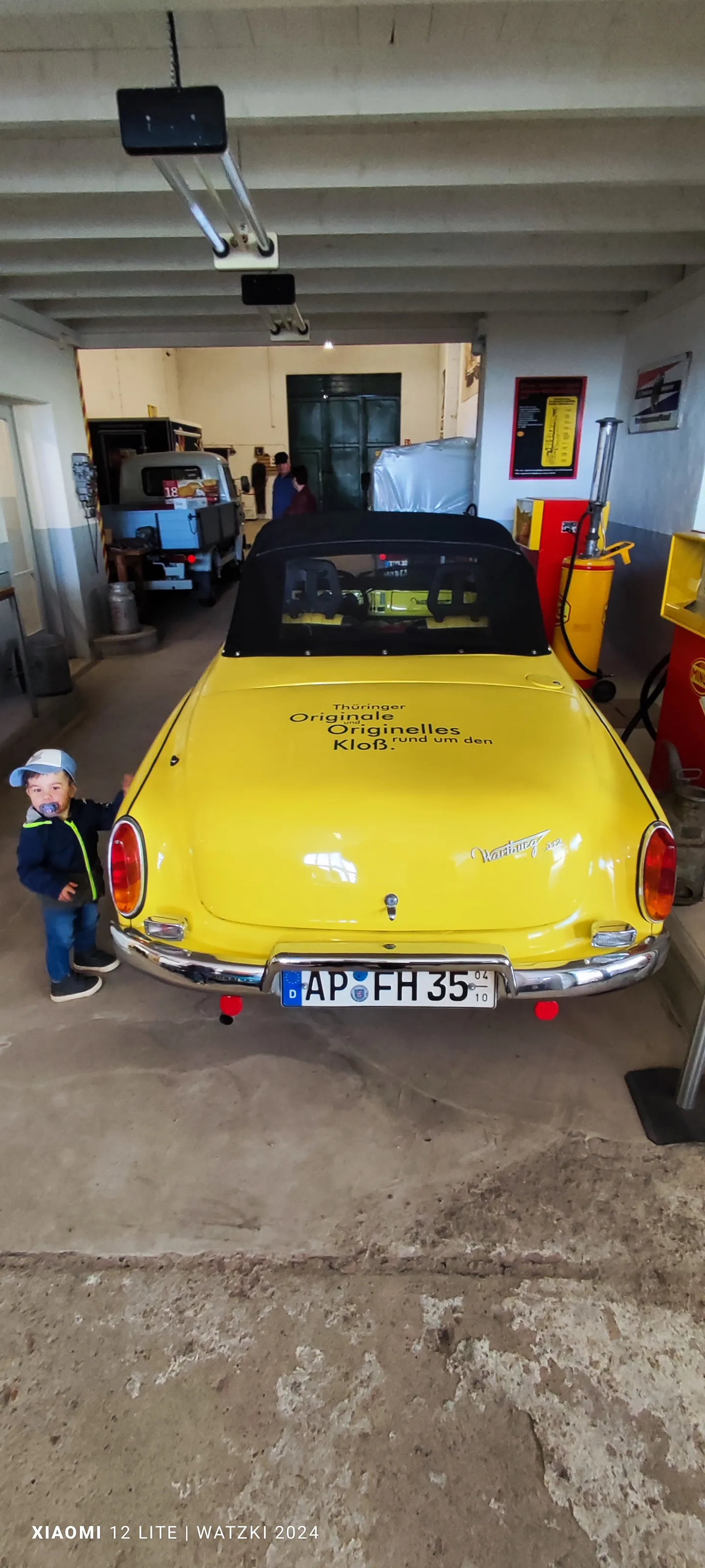 ./HeimatJubi/45_Heimatverein Vippachedelhausen im Klosmuseum_Fahrzeuge 2025_ergebnis.webp